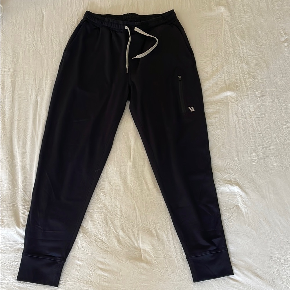 Vuori Men’s Black Jogger Pants with Drawstring